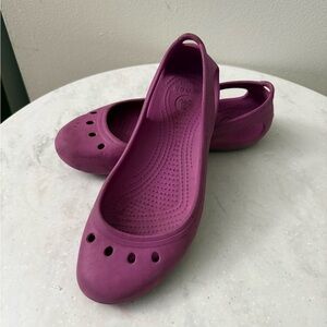 CROCS Women's Slip-On Purple Slippers size W9